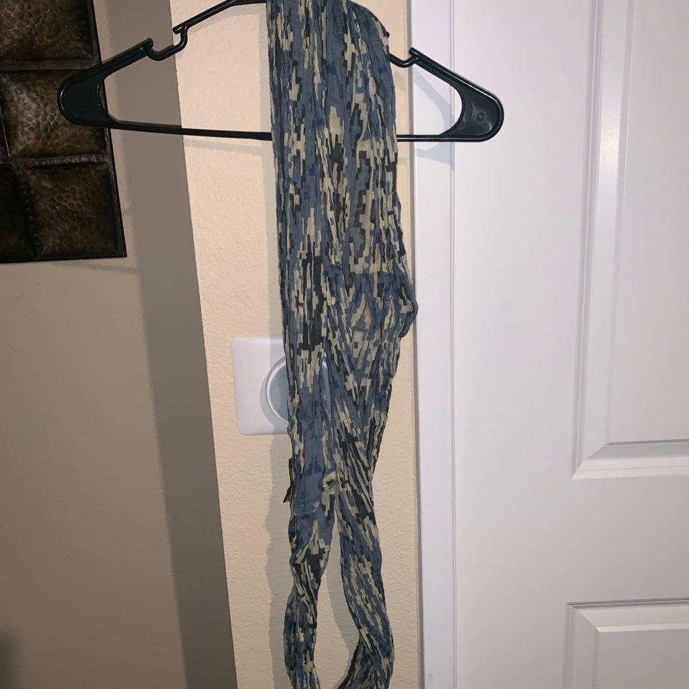Multicolored scarf